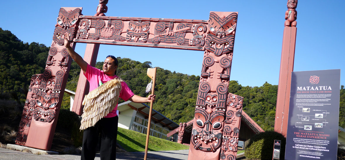 Whakatane: So wird ein modernes Hangi gemacht (und ich durfte helfen!)