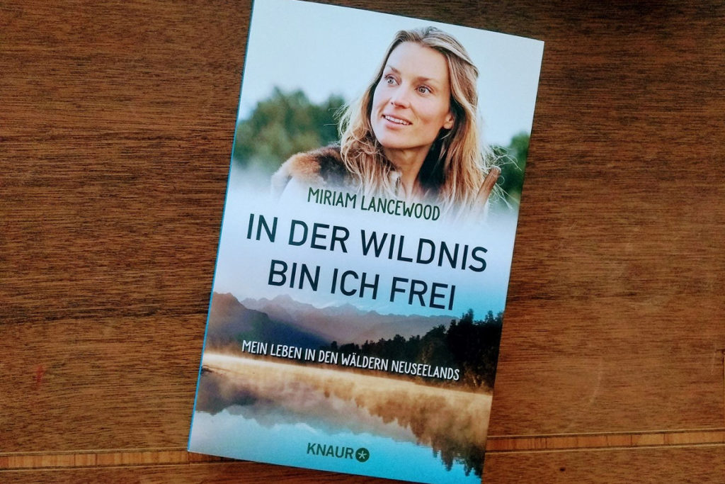 titel_Buchcover-In-der_Wildnis-bin-ich-frei (c) www.jaegerdesverlorenenschmatzes.de